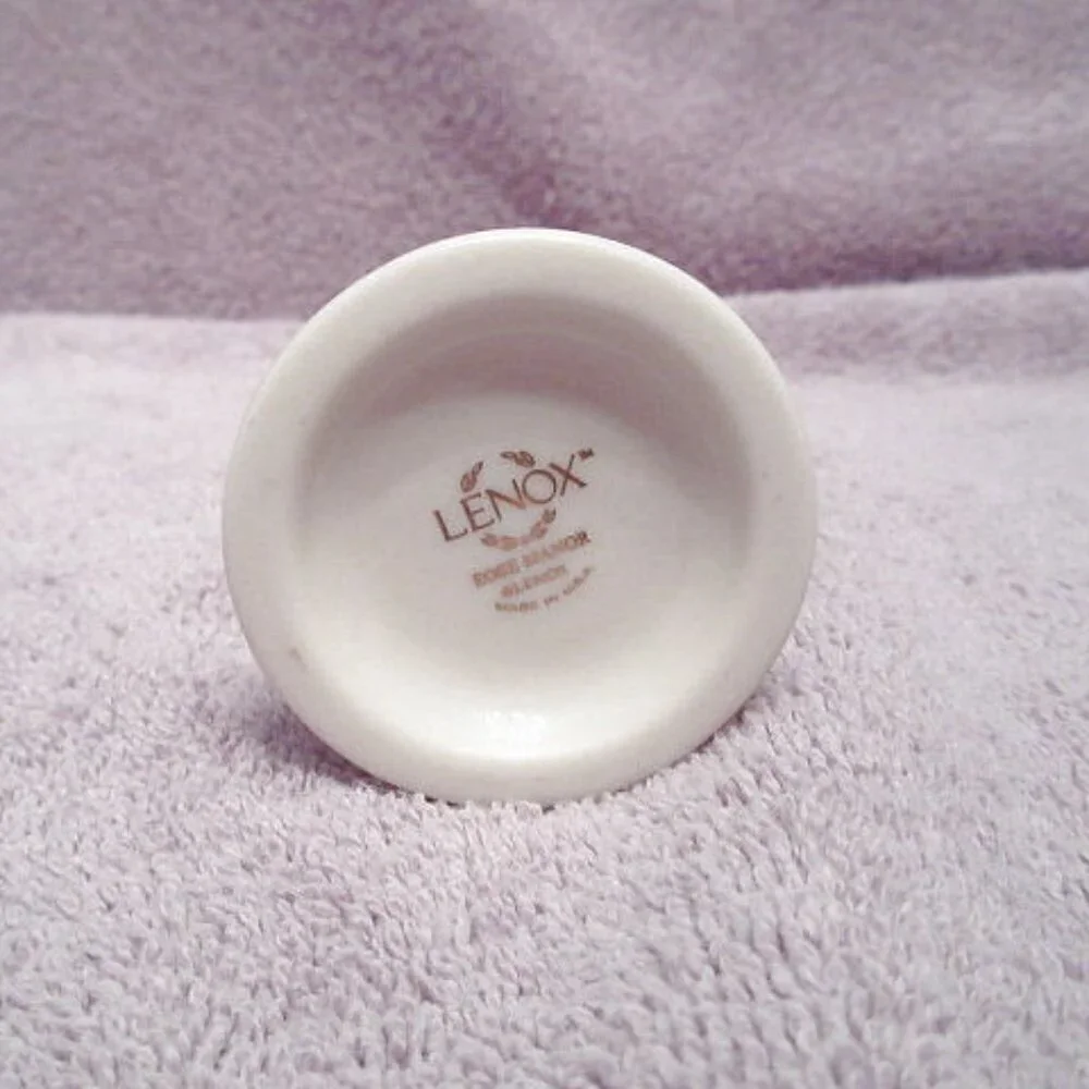 Vtg Lenox Porcelain Bud Vase 24K Gold Trim Rose Manor Cottagecore Boho Regency